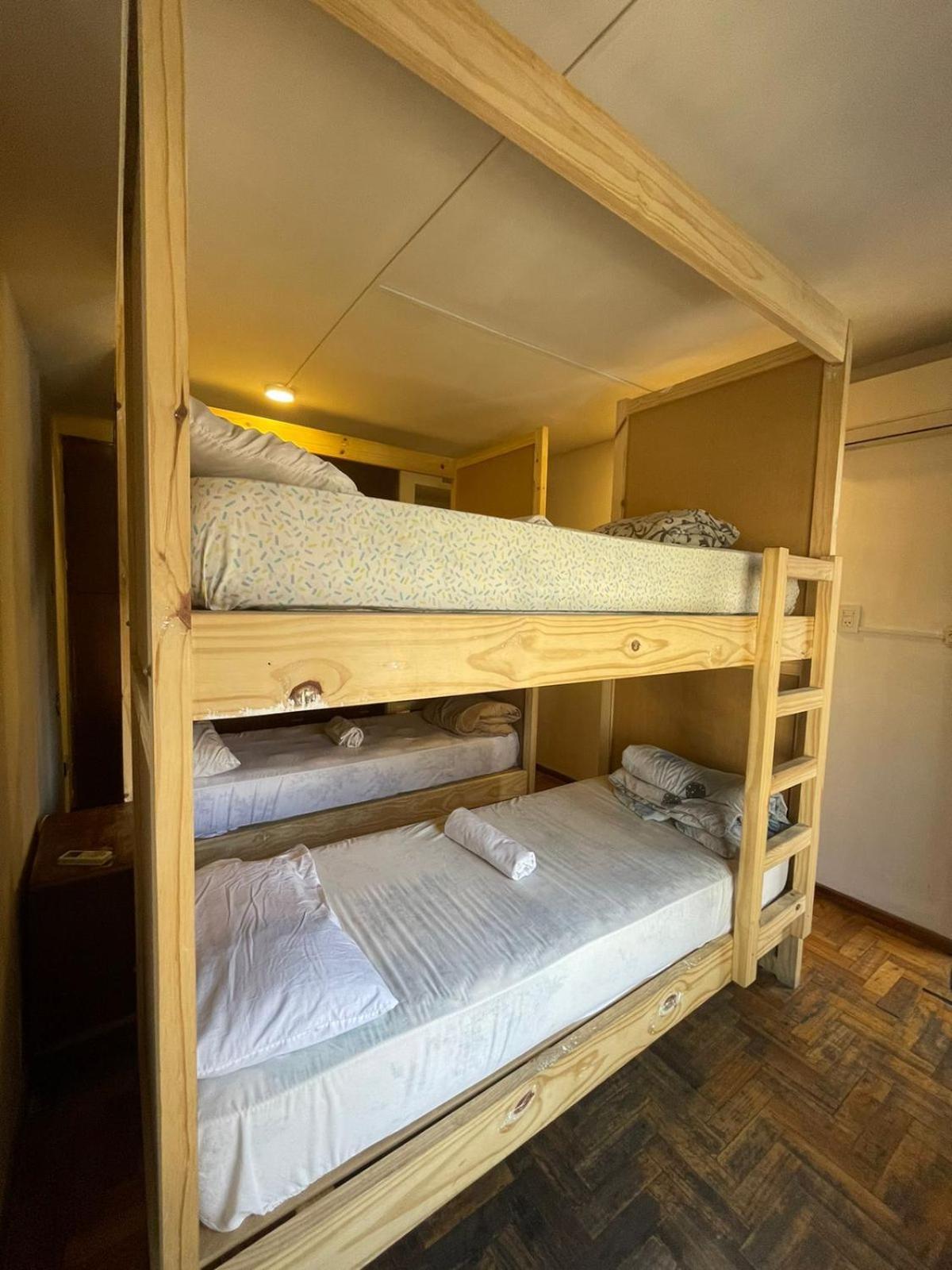 Panda Hostel Мендоса Экстерьер фото